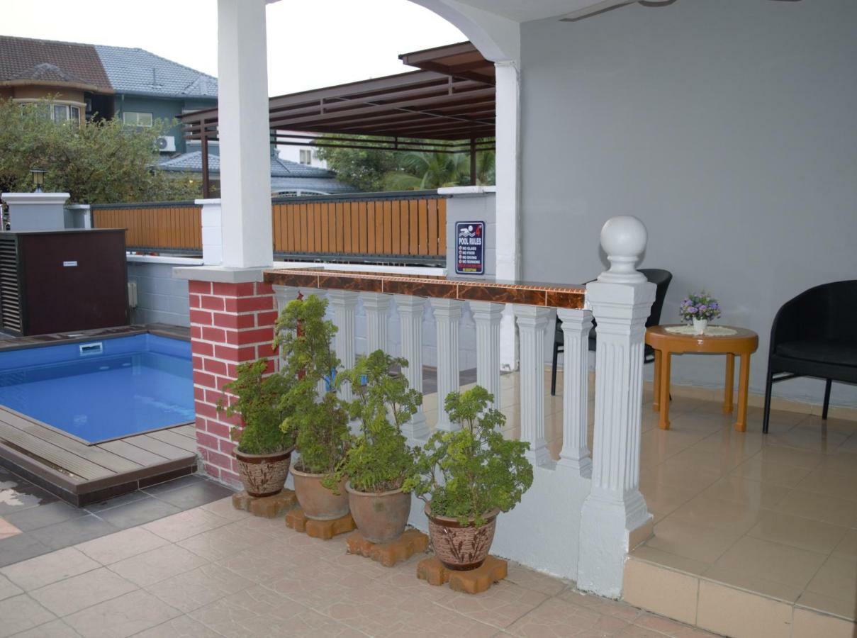 Gallery@7Homestay Шах-Алам Экстерьер фото